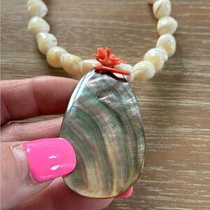 BEAUTIFUL MOTHER OF PEARL 925 Necklace with Faux Coral. Joker Style!